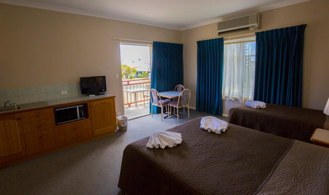 Esplanade Hotel Busselton - Tourism TAS 15