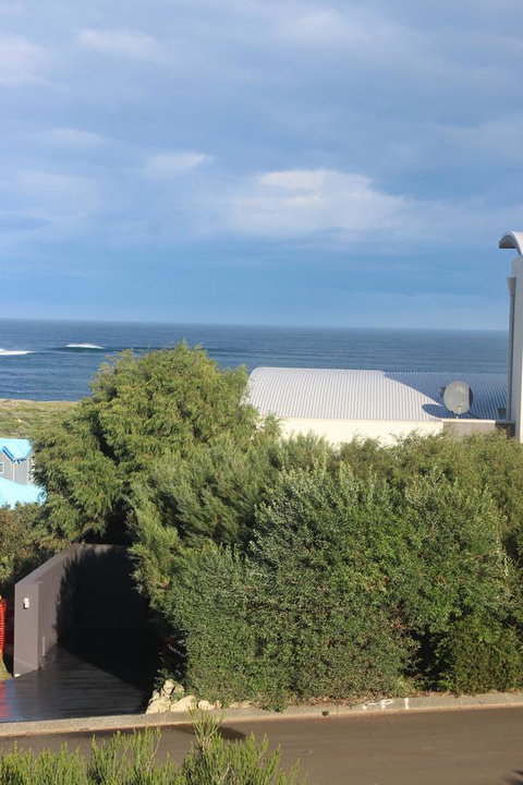 Aquatic Visions - Tourism TAS 17