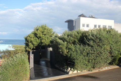 Aquatic Visions - Tourism TAS 0