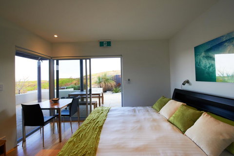 Aquatic Visions - Tourism TAS 25