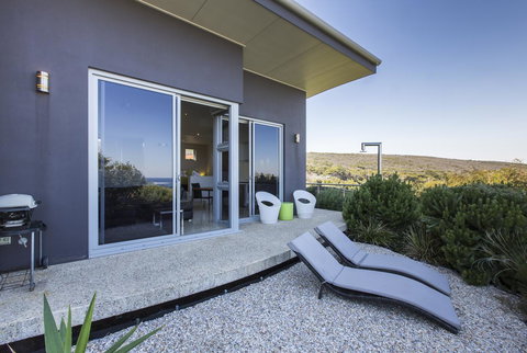 Aquatic Visions - Tourism TAS 16