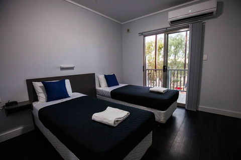 Beadon Bay Hotel - Hobart Tourism 6