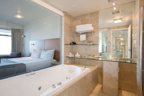 Gateway Hotel By Nightcap Plus - Tourism TAS 5