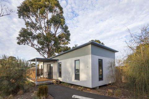 Swansea Beach Chalets - Tourism TAS 35