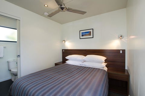 Swansea Beach Chalets - Tourism TAS 20