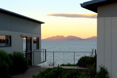 Swansea Beach Chalets - Tourism TAS 2