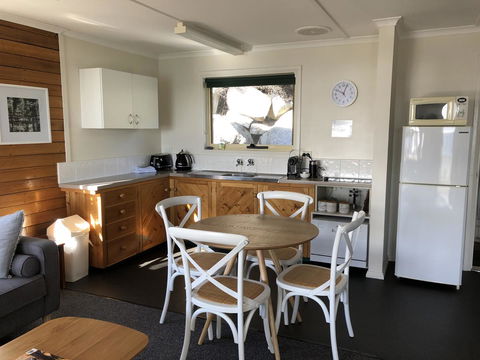 BINALONG BEACH COTTAGE Beachfront At Bay Of Fires Next To Restaurant - Tourism TAS 18