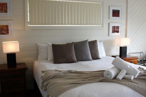 BINALONG BEACH COTTAGE Beachfront At Bay Of Fires Next To Restaurant - Tourism TAS 17