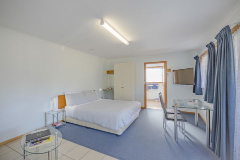 Queechy Motel - Tourism TAS 3
