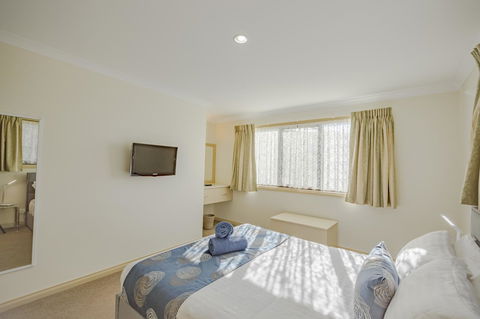 Queechy Motel - Tourism TAS 6