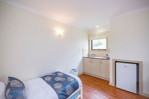 Queechy Motel - Tourism TAS 39