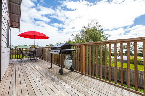 Bircoo Cottage Beach And Golf Getaway - Hobart Tourism 10