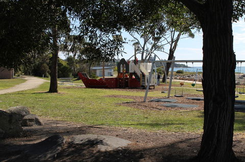 Bircoo Cottage Beach And Golf Getaway - Hobart Tourism 13