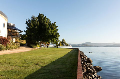 Wrest Point - Hobart Tourism 1