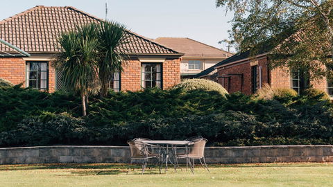 Country Club Villas - Hobart Tourism 15