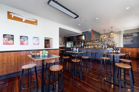 Customs House Hotel - Tourism TAS 25