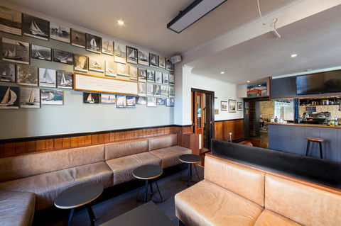 Customs House Hotel - Tourism TAS 1