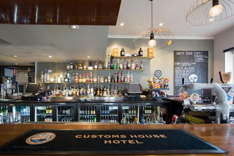 Customs House Hotel - Tourism TAS 33