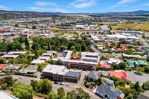Coach House Launceston - Tourism TAS 28