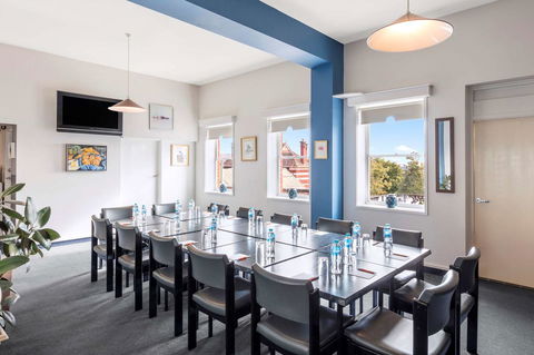 Coach House Launceston - Tourism TAS 34