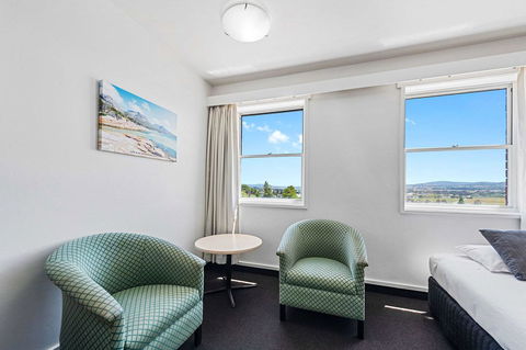 Coach House Launceston - Tourism TAS 18