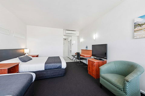 Coach House Launceston - Tourism TAS 6
