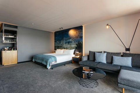 MACq 01 Hotel - Tourism TAS 31