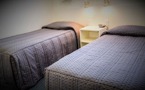 Barclay Motor Inn - Hobart Tourism 23
