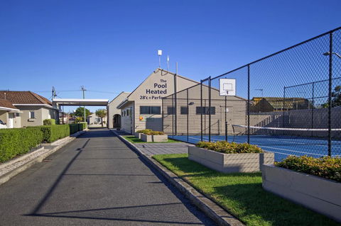 Barclay Motor Inn - Hobart Tourism 8