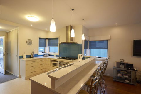 Bridport Holiday Rental - Hobart Tourism 3