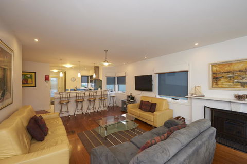 Bridport Holiday Rental - Hobart Tourism 2