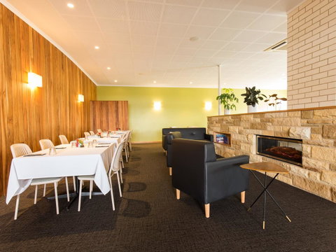 Riverfront Motel & Villas - Tourism TAS 14