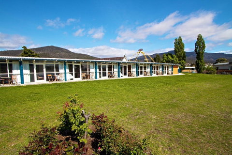 Riverfront Motel & Villas - Tourism TAS 8