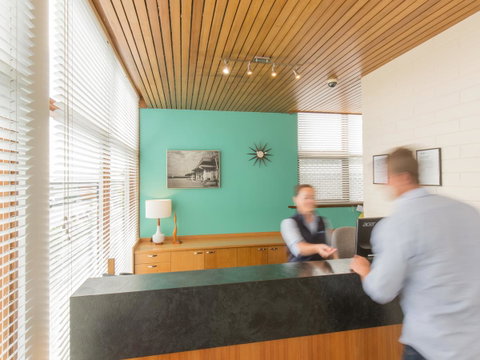 Riverfront Motel & Villas - Tourism TAS 9