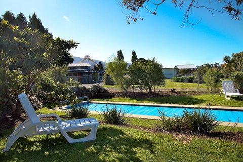 Riverfront Motel & Villas - Tourism TAS 33