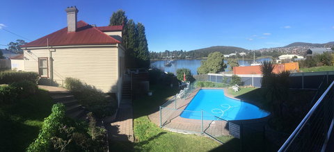 Waterfront Lodge Motel - Tourism TAS 43