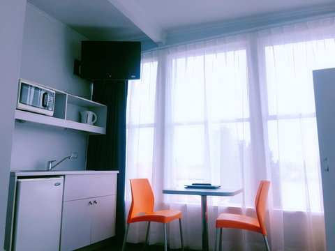 Waterfront Lodge Motel - Tourism TAS 25