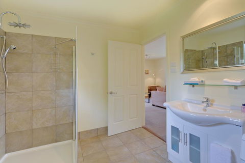 Aloft Boutique Accommodation - Tourism TAS 14