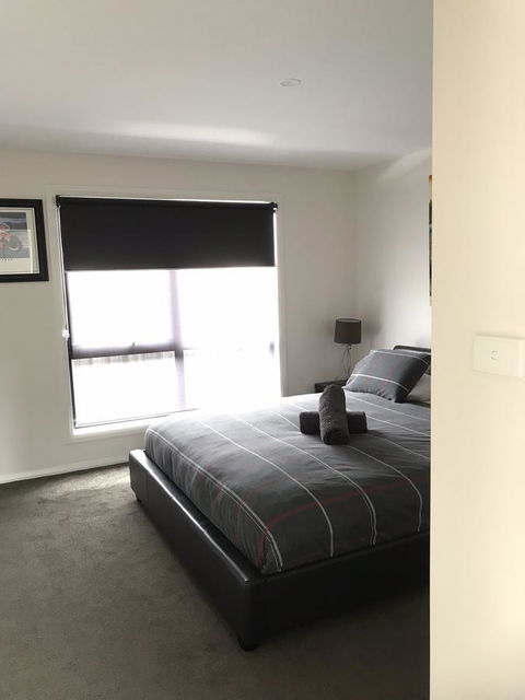 Georges Bay Apartments - Tourism TAS 5