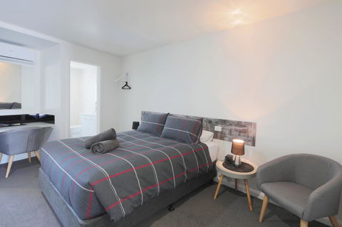 Georges Bay Apartments - Tourism TAS 22