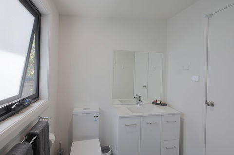 Georges Bay Apartments - Tourism TAS 20