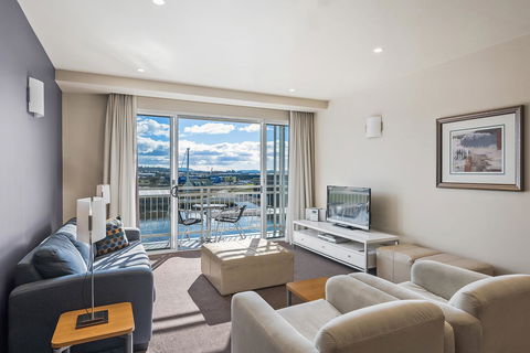 Peppers Seaport Hotel - Tourism TAS 6