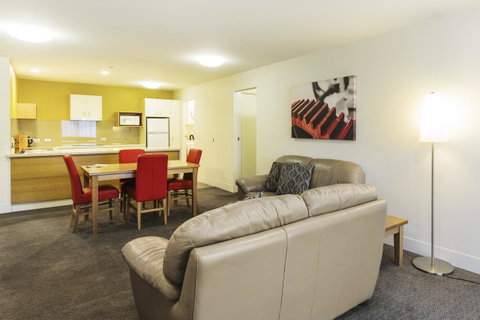 The Old Woolstore Apartment Hotel - Tourism TAS 19