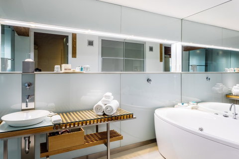 The Henry Jones Art Hotel - Tourism TAS 41