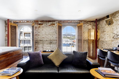 The Henry Jones Art Hotel - Tourism TAS 26
