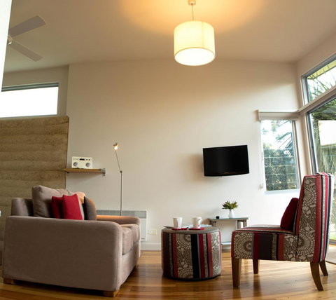 Eagle Peaks At Freycinet - Tourism TAS 10