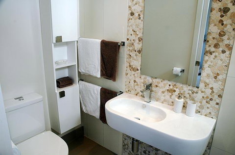 Eagle Peaks At Freycinet - Tourism TAS 29