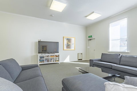 4 Bedroom House - Hobart CBD - Free Parking - Free WIFI - Tourism TAS 20
