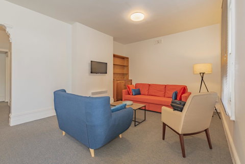4 Bedroom House - Hobart CBD - Free Parking - Free WIFI - Tourism TAS 22