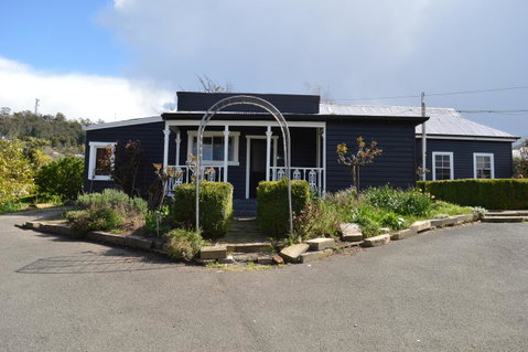 The Dragonfly Inn - Tourism TAS 19